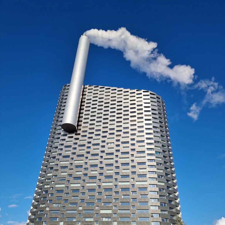 Skifahren auf dem Hochhaus